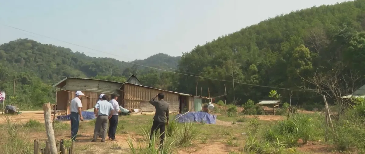 Đ&agrave; Nẵng khẩn cấp di dời, t&aacute;i định cư l&agrave;ng sạt lở- Ảnh 9.