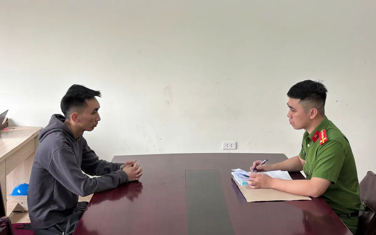 Đối tượng V.V.K tại cơ qua điều tra. 