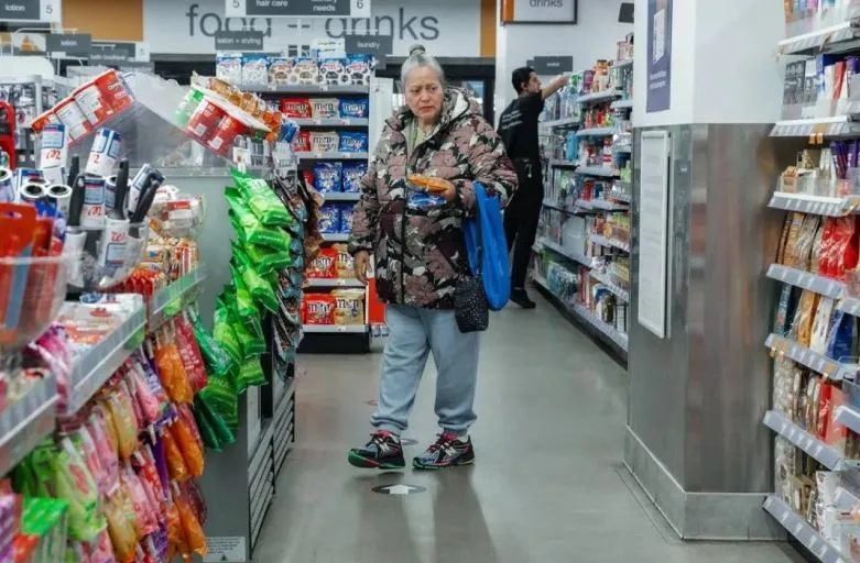 Lạm ph&aacute;t của Mỹ tăng mạnh do xung đột Trung Đ&ocirc;ng- Ảnh 1.