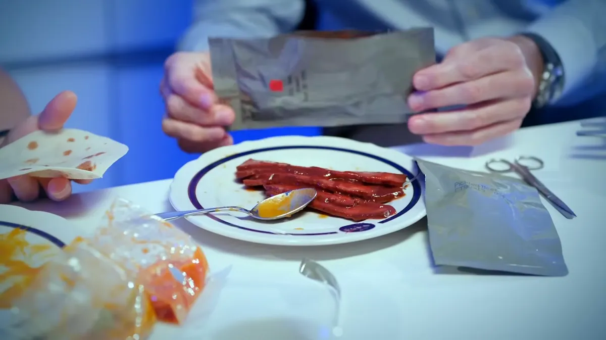 Phi h&agrave;nh đo&agrave;n Artemis II ăn g&igrave; trong chuyến bay lịch sử v&agrave;o vũ trụ?- Ảnh 2.