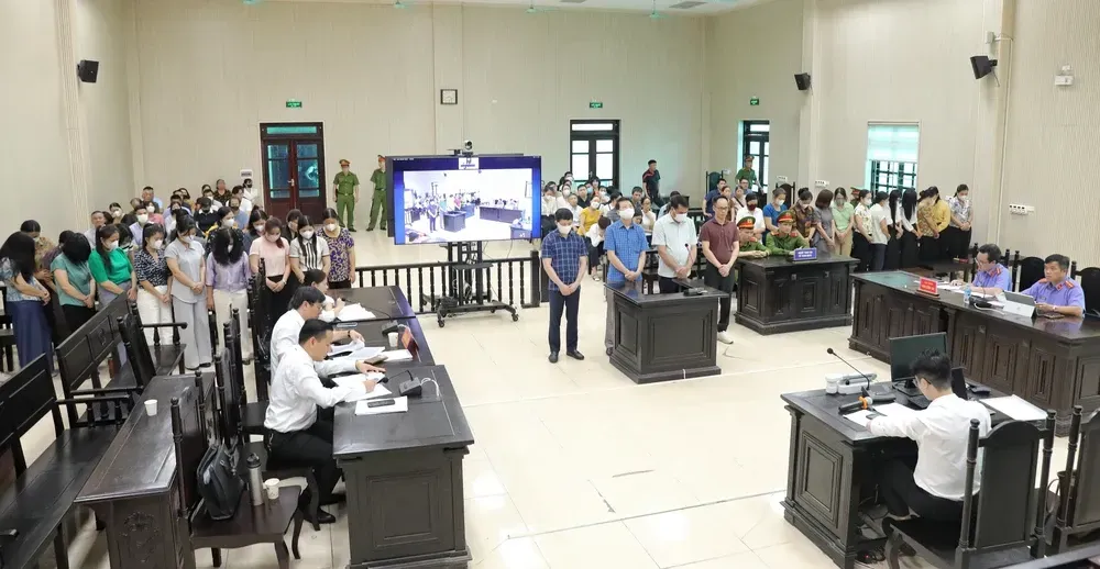 Tuy&ecirc;n &aacute;n 35 bị c&aacute;o trong vụ hối lộ hơn 13,2 tỷ đồng cung cấp thực phẩm v&agrave;o trường mầm non- Ảnh 1.