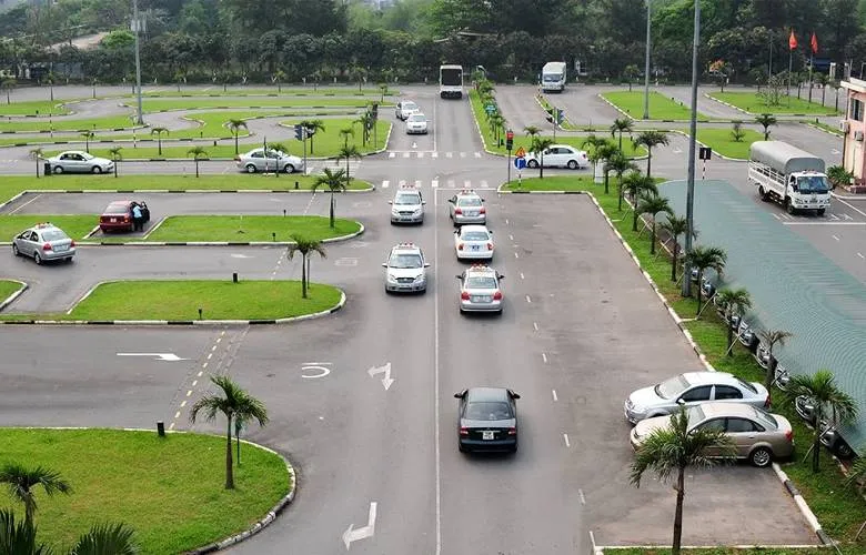 Từ 1/7, cho phép dùng ô tô điện trong sát hạch lái xe theo Nghị định 94- Ảnh 1. Từ 1/7, cho phép dùng ô tô điện trong sát hạch lái xe theo Nghị định 94- Ảnh 1.