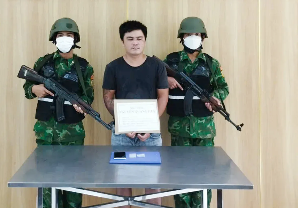 Bắt 2 đối tượng t&agrave;ng trữ ma t&uacute;y tại L&acirc;m Đồng- Ảnh 1.