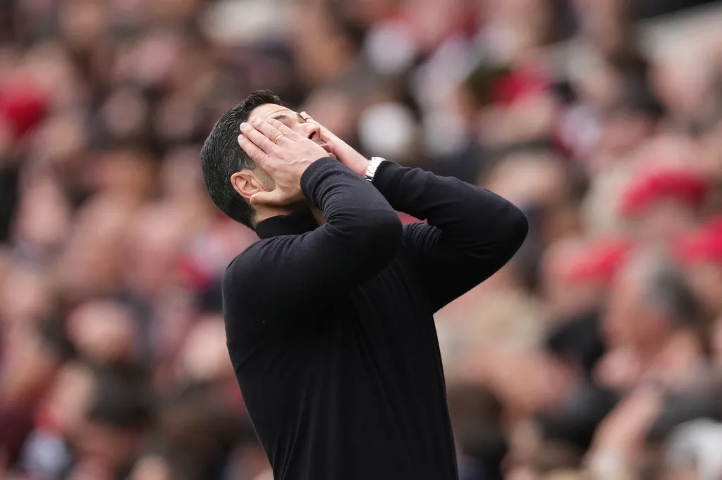Arsenal sảy ch&acirc;n trước Bournemouth, cuộc đua v&ocirc; địch th&ecirc;m &aacute;p lực- Ảnh 4.