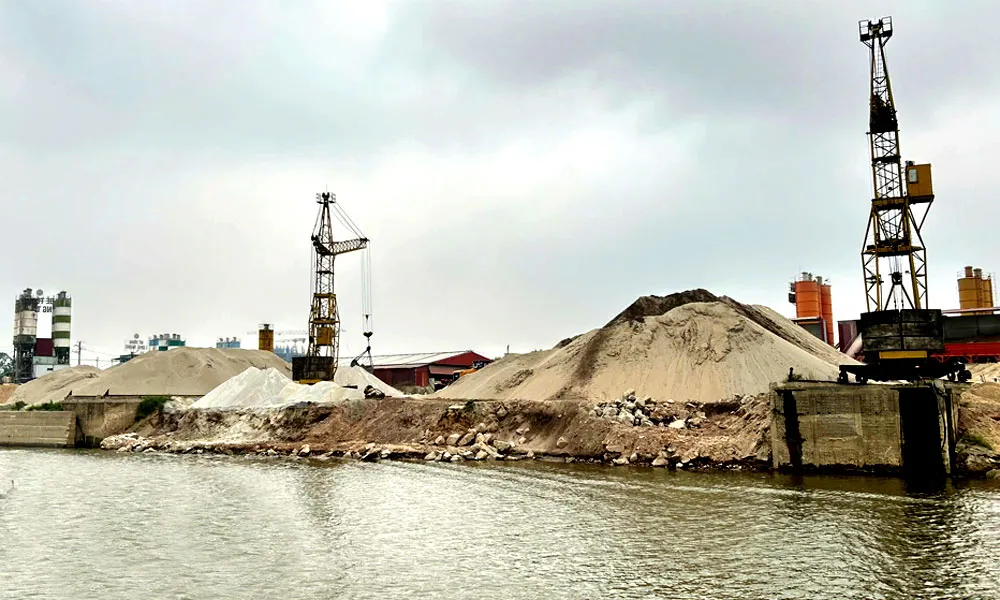 Bắc Ninh kiểm tra c&ocirc;ng tr&igrave;nh ph&ograve;ng, chống thi&ecirc;n tai trước m&ugrave;a mưa b&atilde;o - Ảnh 2.