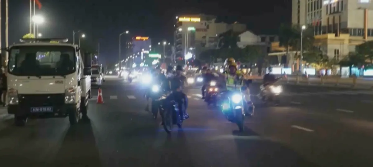 C&ocirc;ng an TP Đ&agrave; Nẵng quyết t&acirc;m lập lại trật tự đường phố- Ảnh 1.