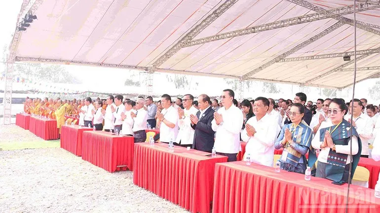 Khởi công xây dựng Chính điện Khu điện thờ các Anh hùng liệt sĩ Việt - Lào- Ảnh 1. Khởi công xây dựng Chính điện Khu điện thờ các Anh hùng liệt sĩ Việt - Lào- Ảnh 1.