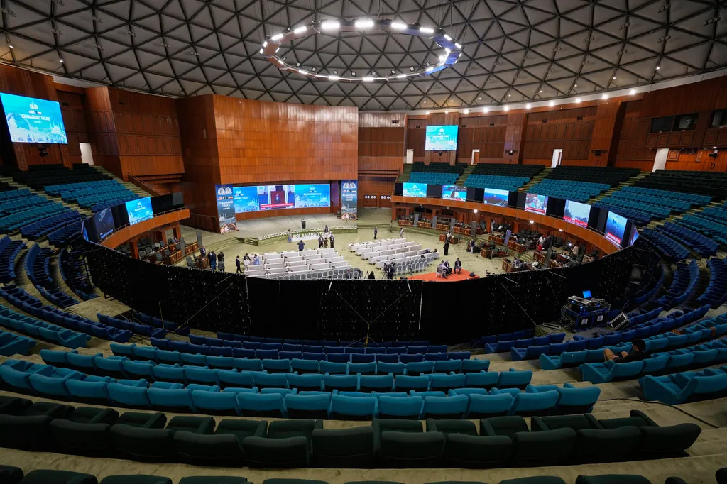 Pakistan đề xuất tuần tra chung ở eo biển Hormuz- Ảnh 1. Pakistan đề xuất tuần tra chung ở eo biển Hormuz- Ảnh 1.