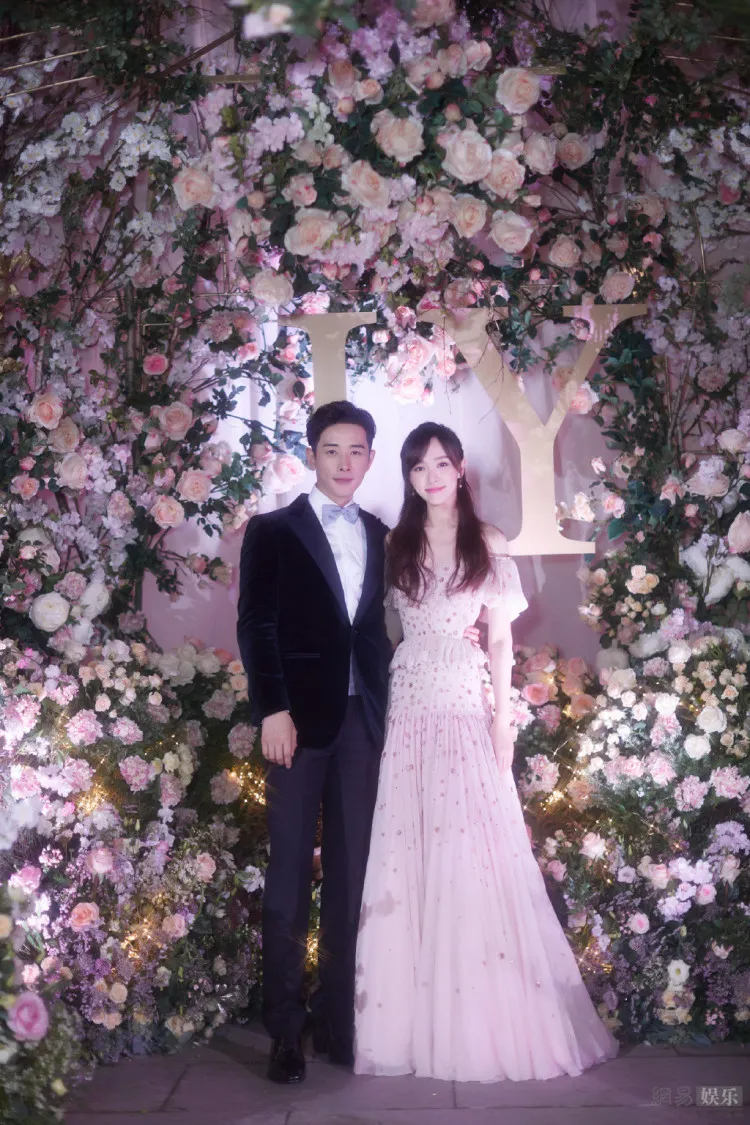 Vợ chồng Đường Yên đưa con gái đi du lịch, phá tan tin đồn hôn nhân- Ảnh 4. Vợ chồng Đường Yên đưa con gái đi du lịch, phá tan tin đồn hôn nhân- Ảnh 4.