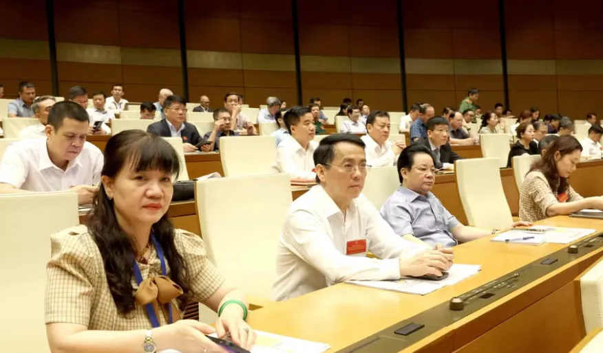 Kế hoạch ph&aacute;t triển kinh tế - x&atilde; hội, t&agrave;i ch&iacute;nh quốc gia v&agrave; vay, trả nợ c&ocirc;ng, đầu tư c&ocirc;ng trung hạn 5 năm 2026-2030 - Ảnh 1.