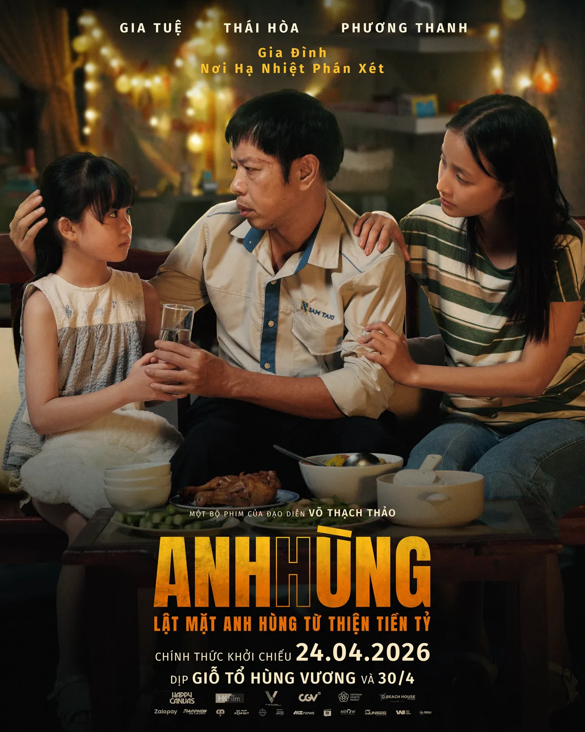 Phim "Anh Hùng" dán nhãn T13, tăng sức cạnh tranh trên đường đua dịp lễ 30/4 - Ảnh 1.