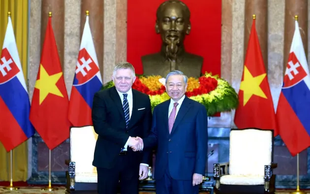 Tổng Bí thư, Chủ tịch nước Tô Lâm tiếp Thủ tướng Slovakia Robert Fico. Ảnh: Nhân Dân