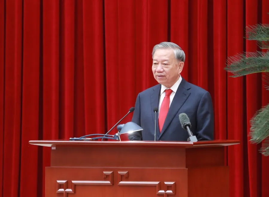 Tổng B&iacute; thư, Chủ tịch nước T&ocirc; L&acirc;m chủ tr&igrave; Hội nghị c&ocirc;ng bố c&aacute;c Quyết định của Bộ Ch&iacute;nh trị về c&ocirc;ng t&aacute;c c&aacute;n bộ - Ảnh 6.