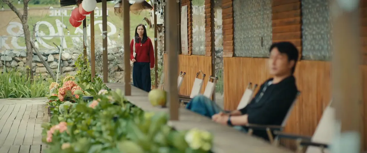 Ngược đường ngược nắng - Tập 10: B&agrave; Diện mất quyền tại xưởng, &ocirc;ng Trực bị mẹ mắng t&eacute; t&aacute;t  - Ảnh 1.