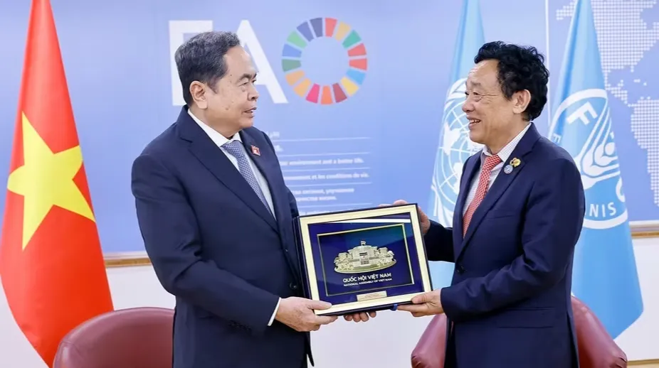 Chủ tịch Quốc hội Trần Thanh Mẫn gặp Tổng Gi&aacute;m đốc FAO - Ảnh 2.