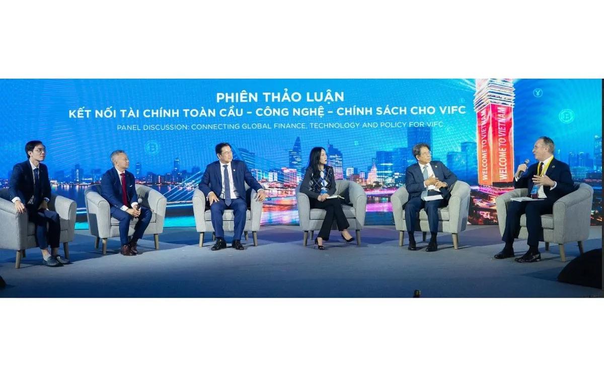 Không chờ dòng vốn tìm đến, VIFC cùng Sở Giao dịch Chứng khoán London và ngân hàng trong nước đang mở kênh kết nối mới cho doanh nghiệp Việt hội nhập chuẩn toàn cầu.