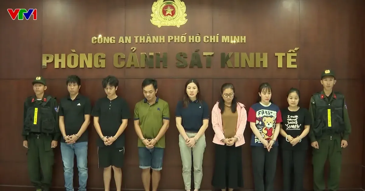 &ldquo;Nữ qu&aacute;i&rdquo; cầm đầu đường d&acirc;y đổ tr&aacute;i ph&eacute;p gần 21.000 tấn chất thải rắn ra m&ocirc;i trường - Ảnh 2.