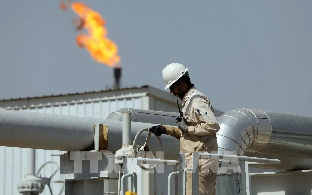 Sản lượng dầu thô của các nước ở khu vực Trung Đông giảm mạnh