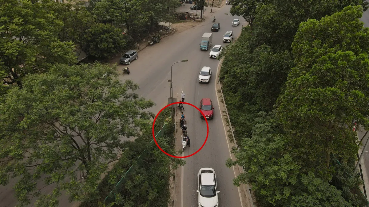 H&agrave; Nội: Siết chặt xử l&yacute; xe m&aacute;y v&agrave;o cao tốc Đại lộ Thăng Long  - Ảnh 3.