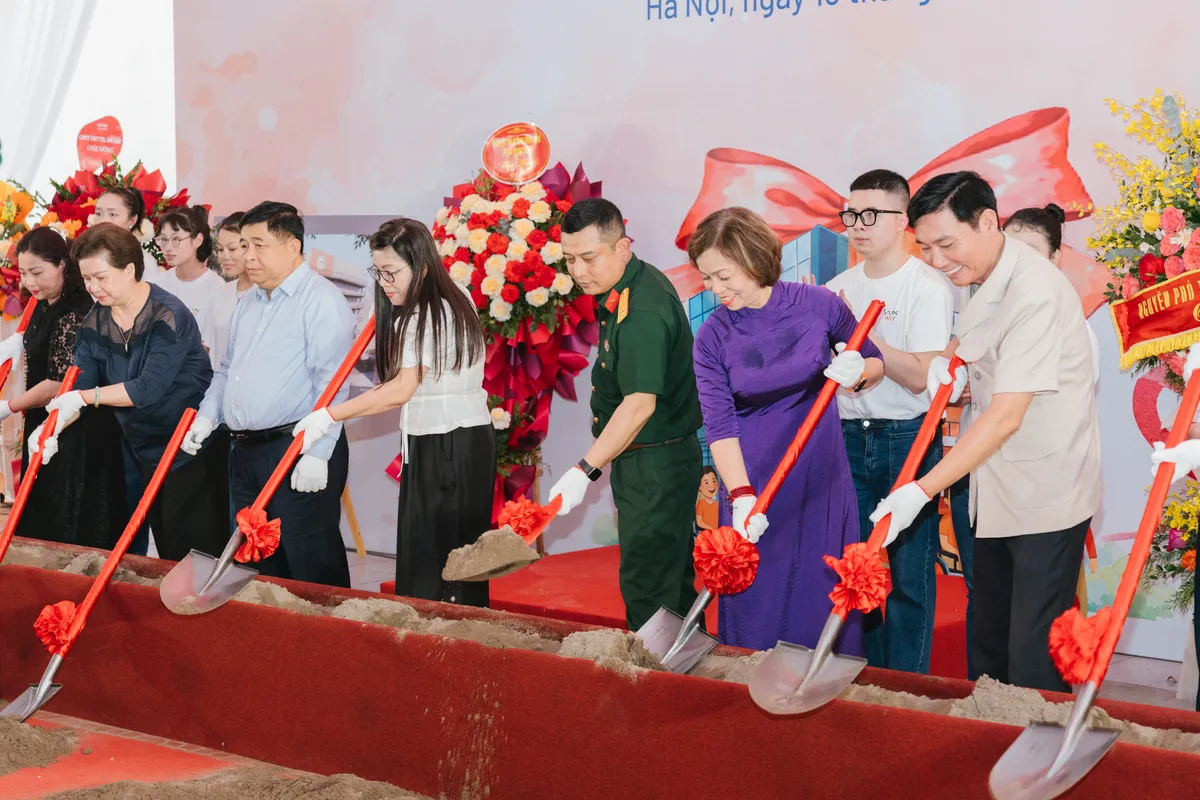 Khởi c&ocirc;ng cơ sở hỗ trợ nghề cho người khuyết tật tại H&agrave; Nội- Ảnh 1.