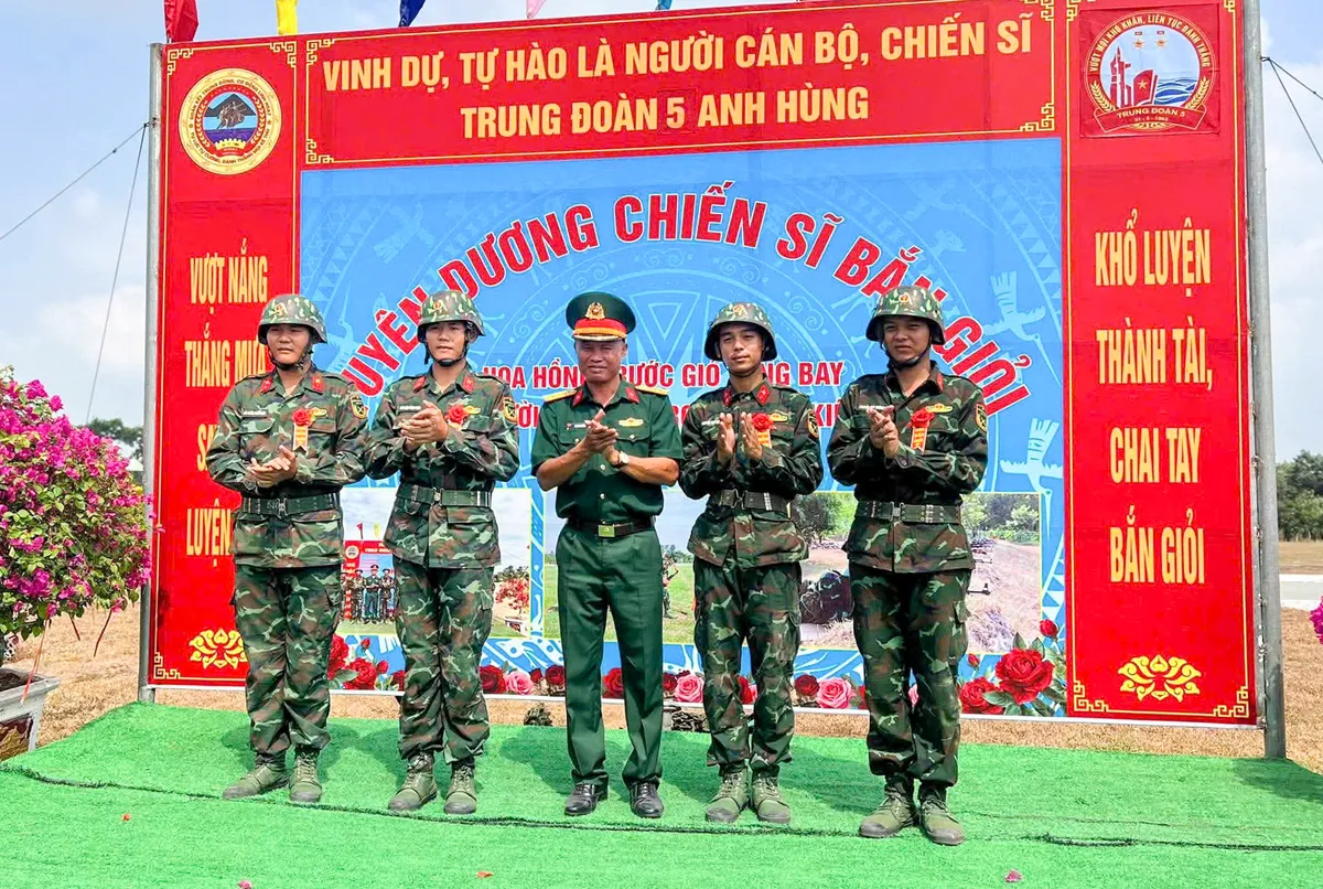 Hai cặp song sinh &ndash; Chung một m&agrave;u &aacute;o, chung một ước mơ- Ảnh 4.