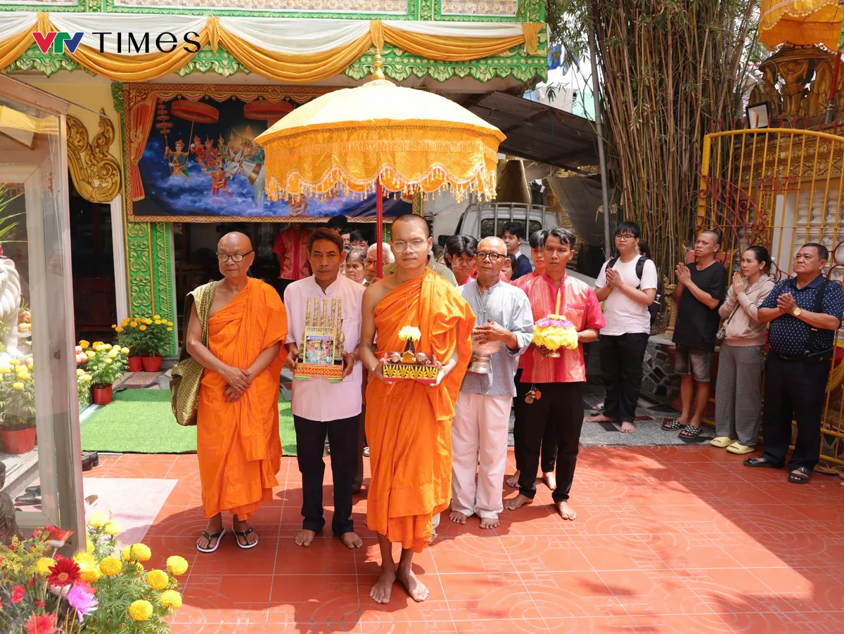 Tết Chol Chnam Thmay - N&eacute;t văn h&oacute;a đặc sắc của người Khmer Nam Bộ- Ảnh 2.
