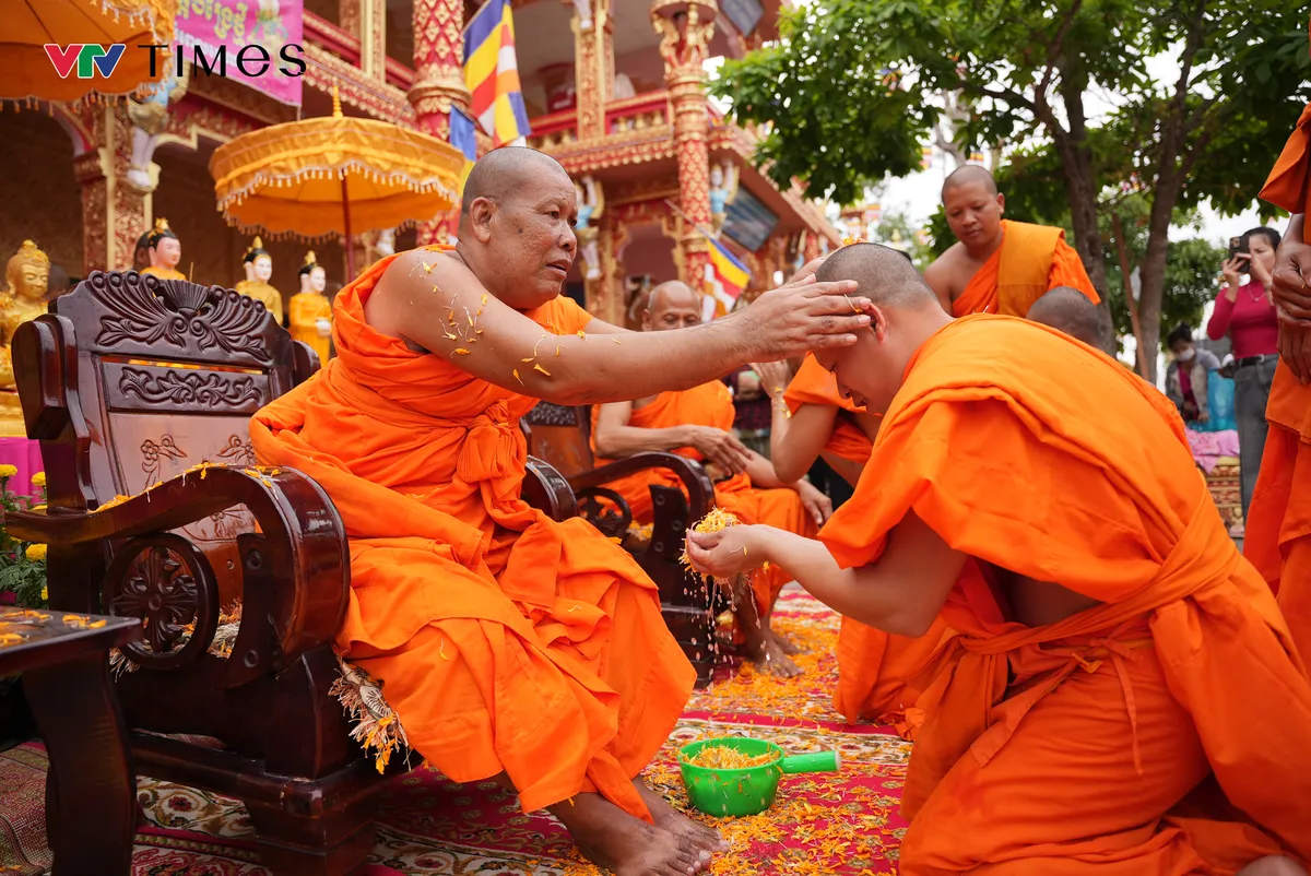 Tết Chol Chnam Thmay - N&eacute;t văn h&oacute;a đặc sắc của người Khmer Nam Bộ- Ảnh 6.