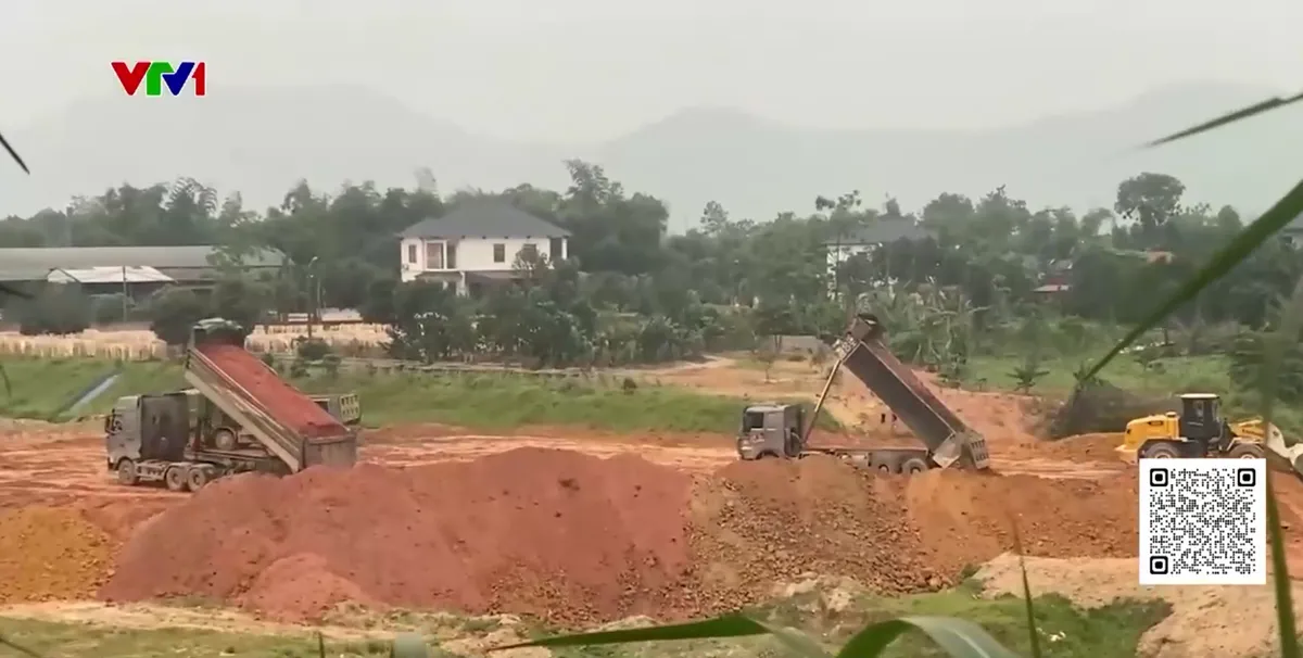 Người d&acirc;n khốn khổ v&igrave; nh&agrave; m&aacute;y gạch g&acirc;y &ocirc; nhiễm v&agrave; mất an to&agrave;n - Ảnh 1.