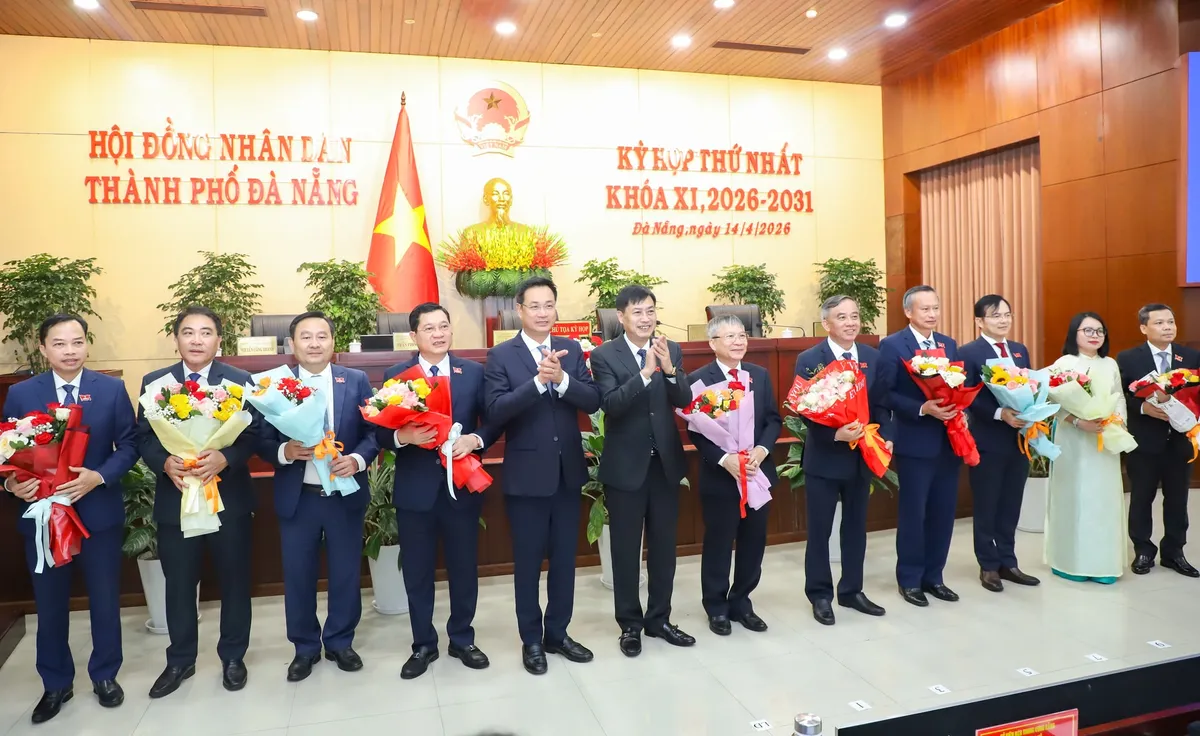 Đà Nẵng hoàn thành kiện toàn nhân sự lãnh đạo chủ chốt nhiệm kỳ 2026 – 2031- Ảnh 2. Đà Nẵng hoàn thành kiện toàn nhân sự lãnh đạo chủ chốt nhiệm kỳ 2026 – 2031- Ảnh 2.
