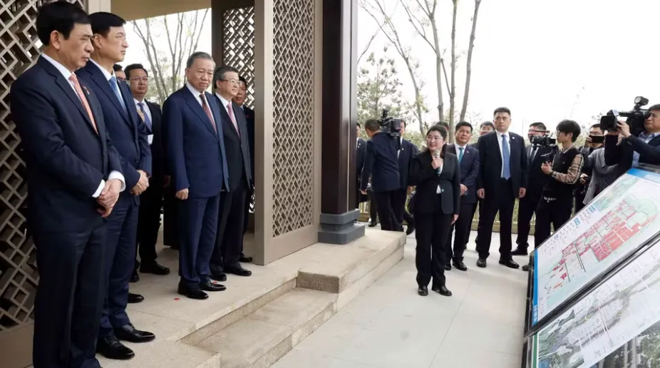 Tổng B&iacute; thư, Chủ tịch nước T&ocirc; L&acirc;m thăm Khu mới H&ugrave;ng An của Trung Quốc - Ảnh 5.