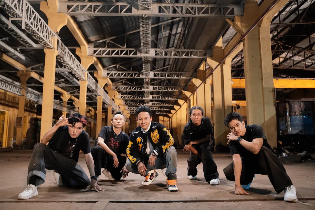 Trước thềm concert của Anh trai vượt ng&agrave;n ch&ocirc;ng gai, một Anh t&agrave;i quyết t&acirc;m "lột x&aacute;c"- Ảnh 1.