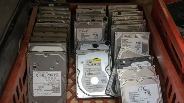 Cảnh b&aacute;o rủi ro khi mua ổ cứng HDD đ&atilde; qua sử dụng- Ảnh 1.