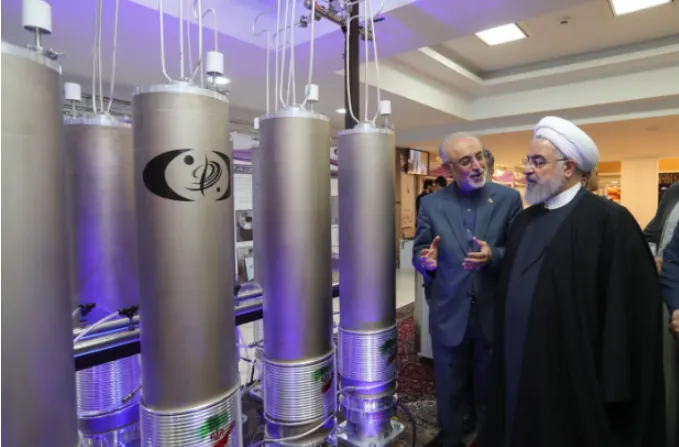 Nga sẵn s&agrave;ng tiếp nhận uranium l&agrave;m gi&agrave;u cao của Iran - Ảnh 1.