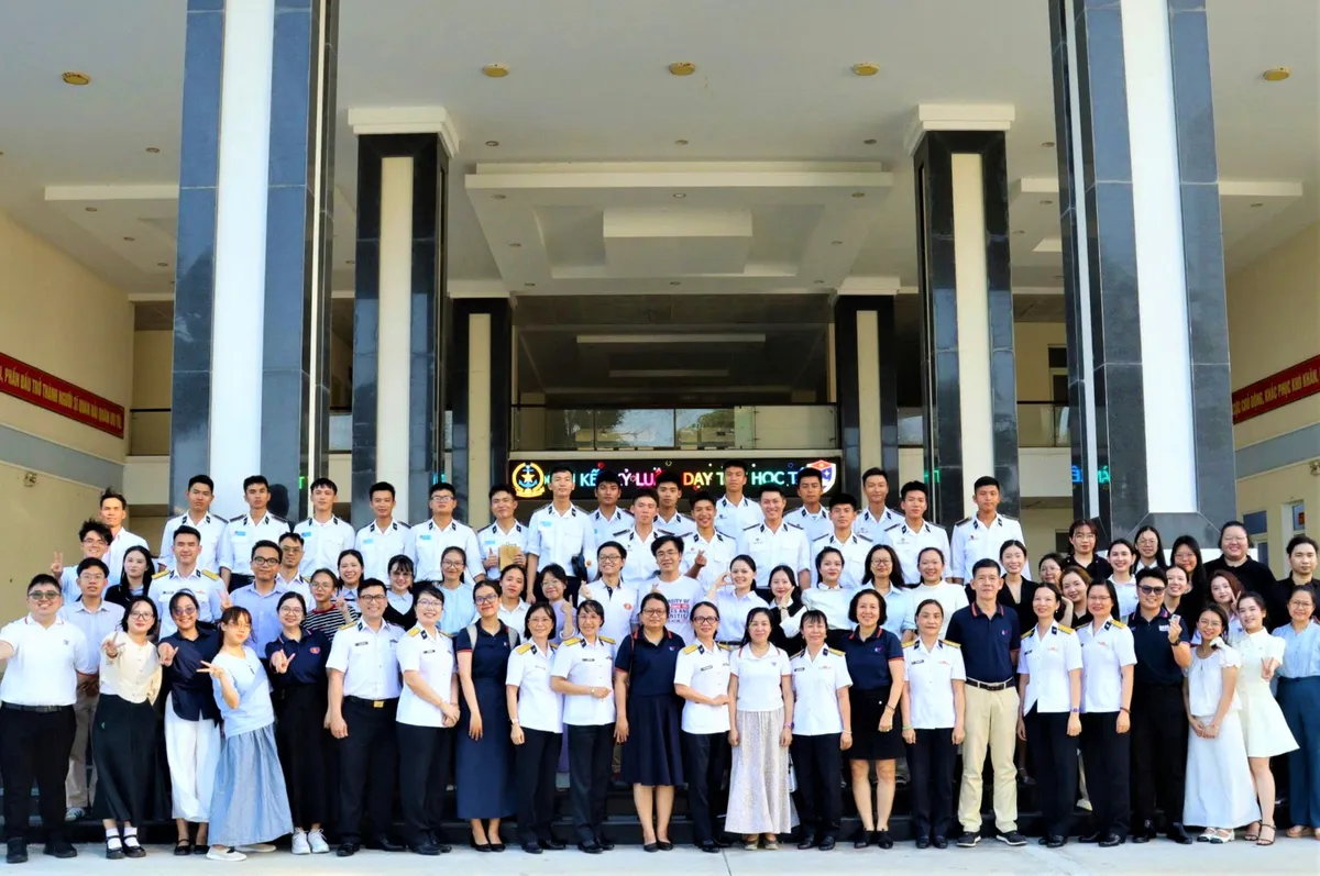 Đột ph&aacute; n&acirc;ng cao năng lực ngoại ngữ trong m&ocirc;i trường Qu&acirc;n đội: Học viện Hải qu&acirc;n đẩy mạnh hợp t&aacute;c chiến lược- Ảnh 3.