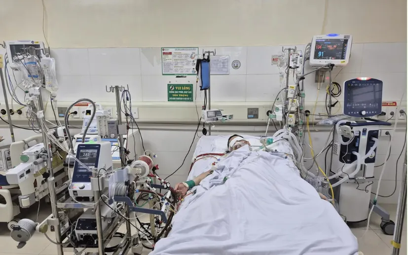 Bệnh nhân được theo dõi điều trị tích cực. Ảnh: BVCC