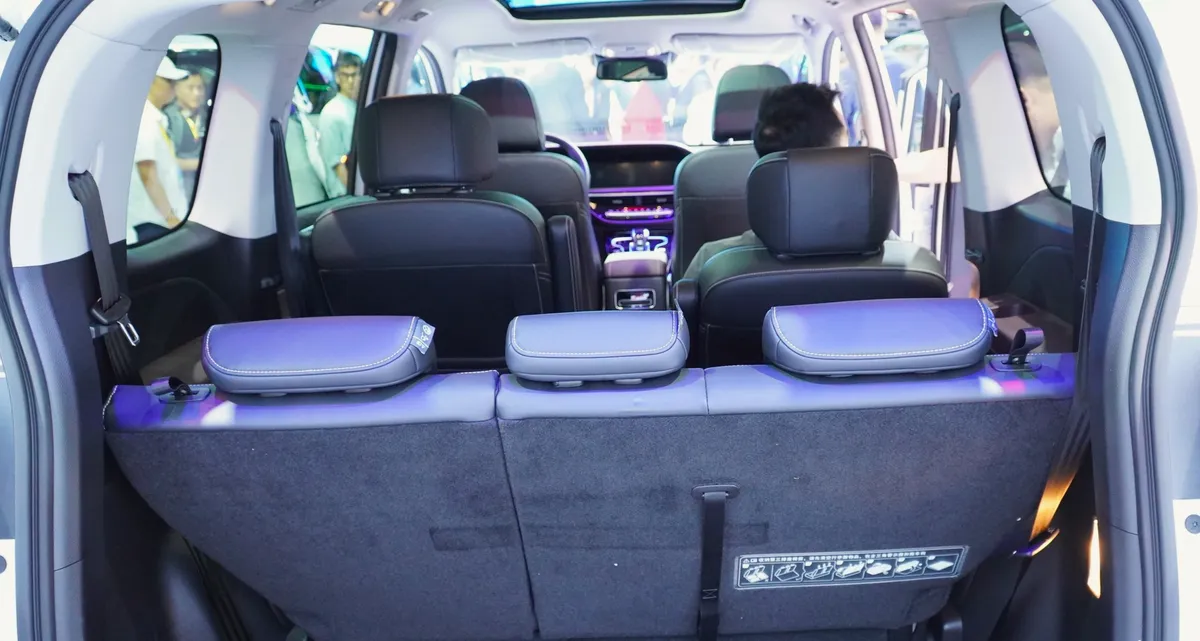 Tựa đầu ghế &ocirc; t&ocirc;: Chi tiết nhỏ nhưng quyết định an to&agrave;n khi va chạm- Ảnh 1.