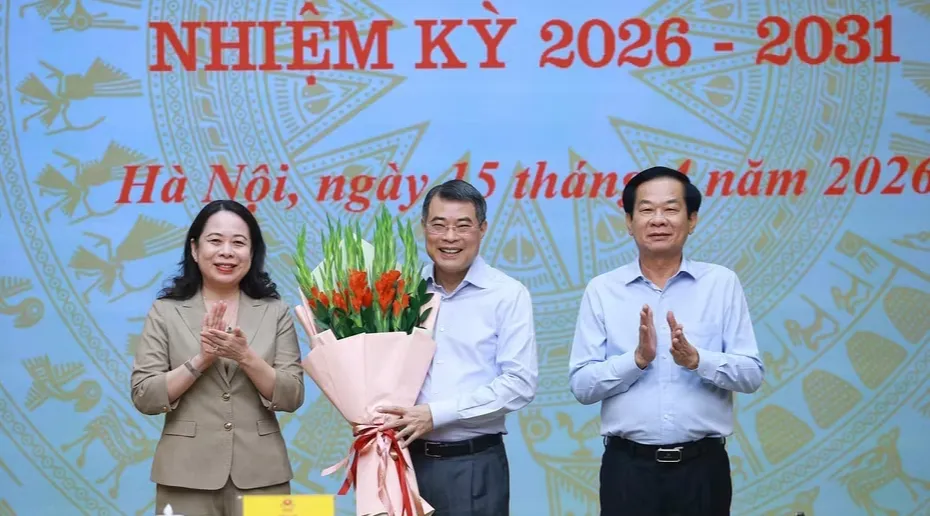 Thủ tướng: Thi đua - khen thưởng phải gắn chặt với mục ti&ecirc;u tăng trưởng 2 con số - Ảnh 3.