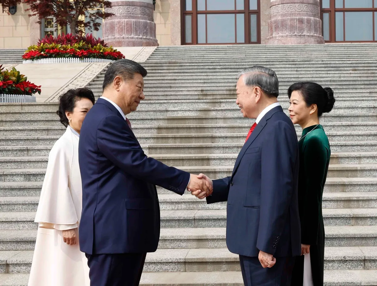 Lễ đ&oacute;n trọng thể Tổng B&iacute; thư, Chủ tịch nước T&ocirc; L&acirc;m tại Trung Quốc theo nghi thức cao nhất- Ảnh 1.
