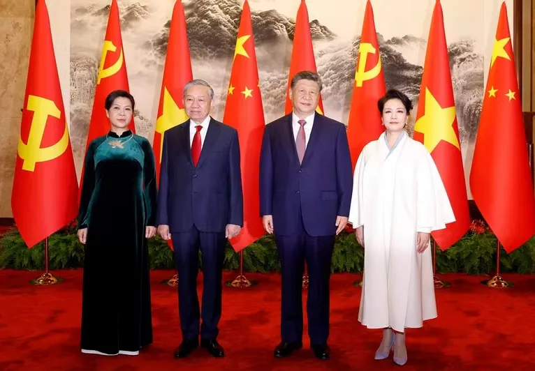 Tổng B&iacute; thư, Chủ tịch nước T&ocirc; L&acirc;m hội đ&agrave;m với Tổng B&iacute; thư, Chủ tịch nước Trung Quốc Tập Cận B&igrave;nh- Ảnh 1.