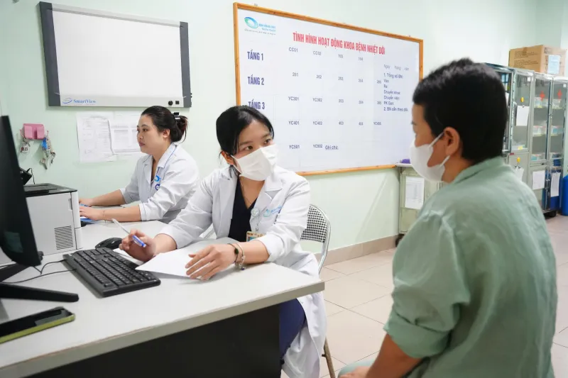 Nguy cơ di chứng sau nhiễm khuẩn huyết: T&aacute;i kh&aacute;m đ&uacute;ng hẹn l&agrave; yếu tố then chốt- Ảnh 1.