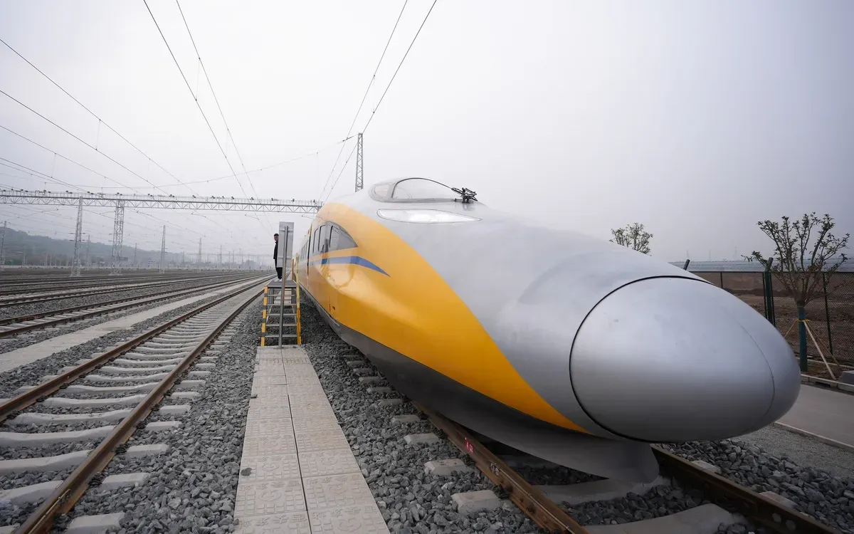 Trung Quốc chạy thử t&agrave;u cao tốc Xi'an - Shiyan ở vận tốc 385 km/h- Ảnh 1.