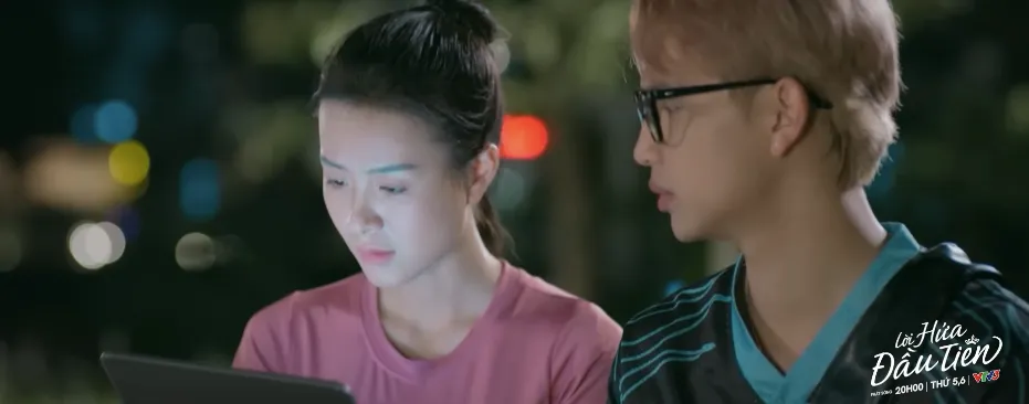 Lời hứa đầu ti&ecirc;n - Tập 1: Vừa đăng quang Hoa hậu, Vi Minh (Huyền Trang) đ&atilde; gặp l&ugrave;m x&ugrave;m- Ảnh 10.