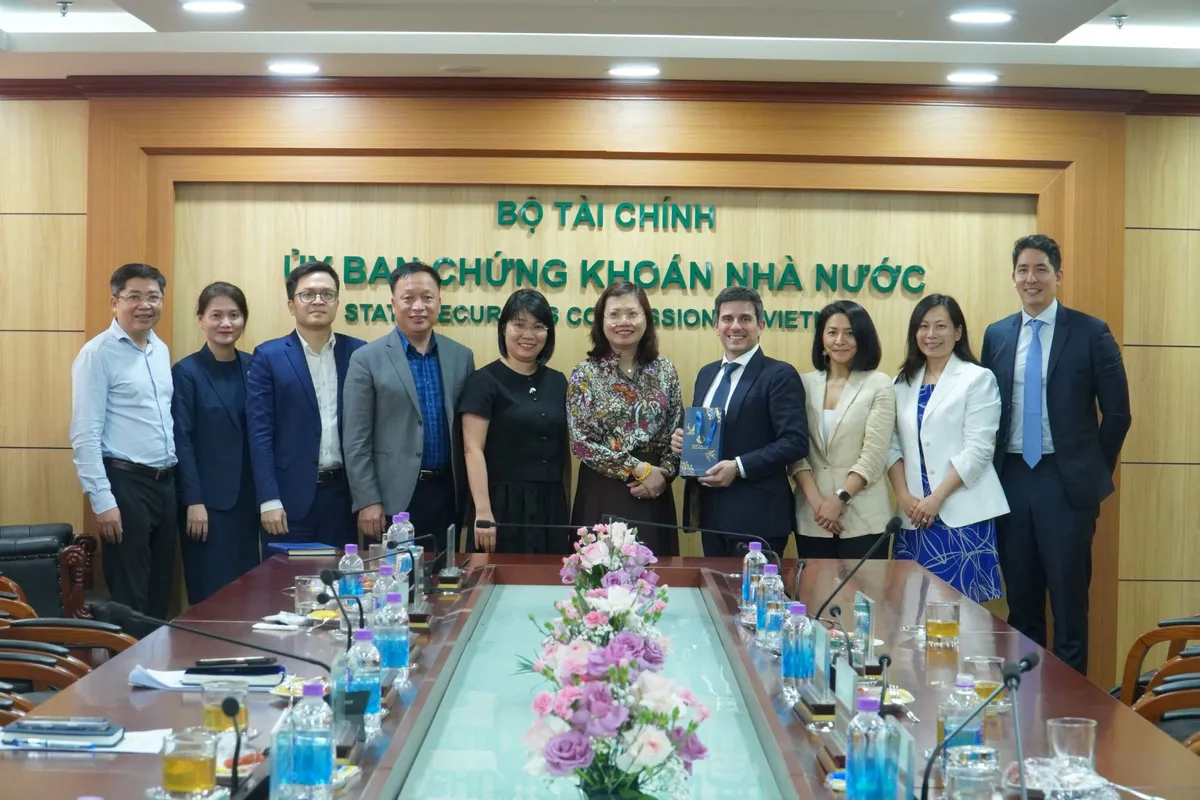 UBCKNN l&agrave;m việc với FTSE Russell về bước tiếp theo sau n&acirc;ng hạng thị trường chứng kho&aacute;n - Ảnh 1.