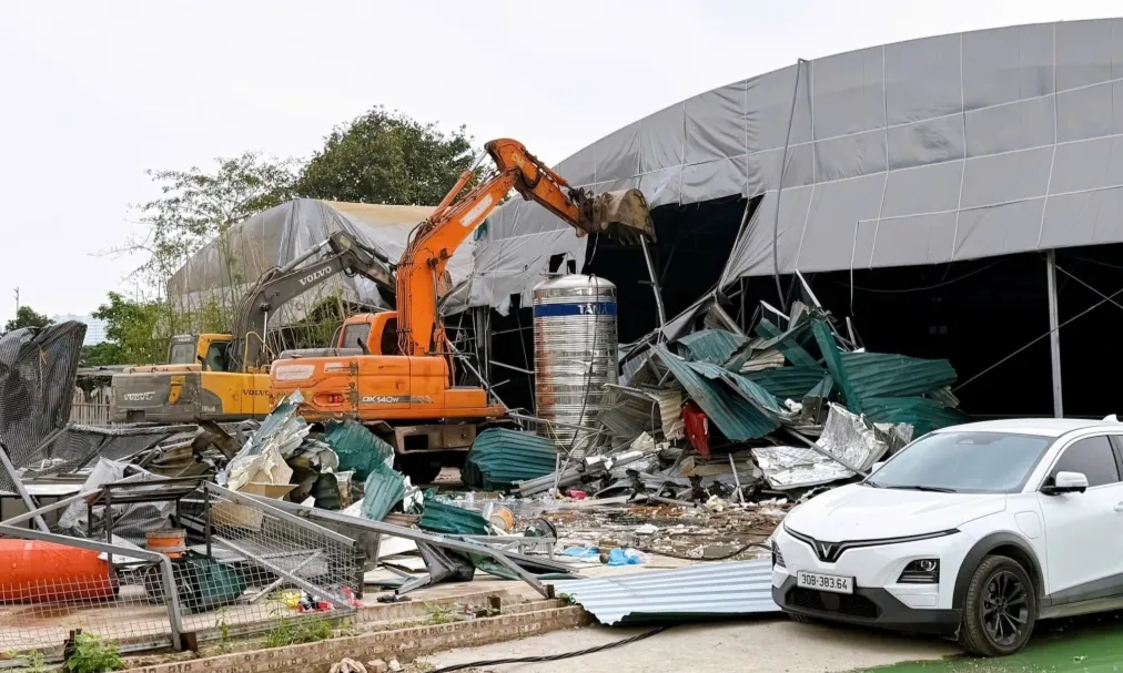 Cụm s&acirc;n Pickleball tại Thanh Liệt bị th&aacute;o dỡ: Dấu hết cho một "điểm n&oacute;ng" thể thao tự ph&aacute;t - Ảnh 2.