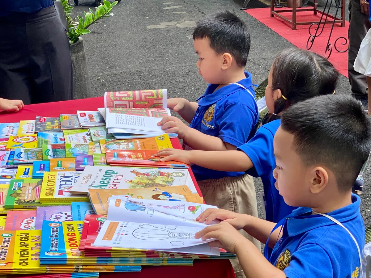 Văn h&oacute;a đọc tại TP Hồ Ch&iacute; Minh: Từ kh&ocirc;ng gian s&aacute;ch đến đ&ocirc; thị tri thức - Ảnh 2.