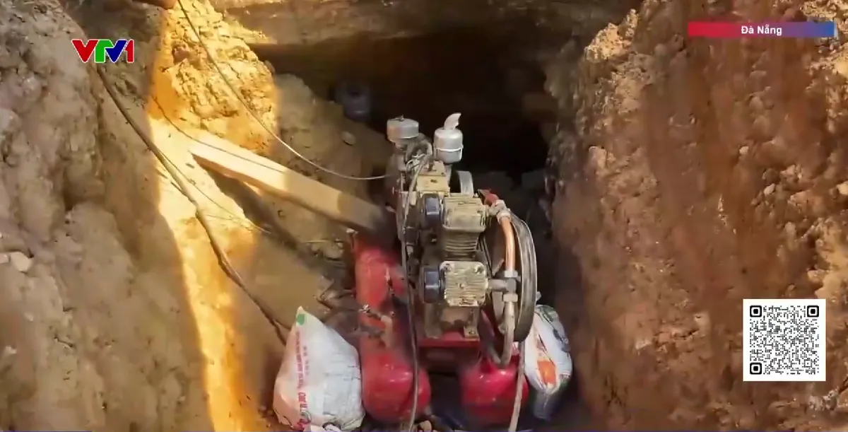 Đ&agrave; Nẵng: Nhức nhối t&igrave;nh trạng t&aacute;i diễn khai th&aacute;c v&agrave;ng tr&aacute;i ph&eacute;p tại c&aacute;c x&atilde; miền n&uacute;i - Ảnh 1.