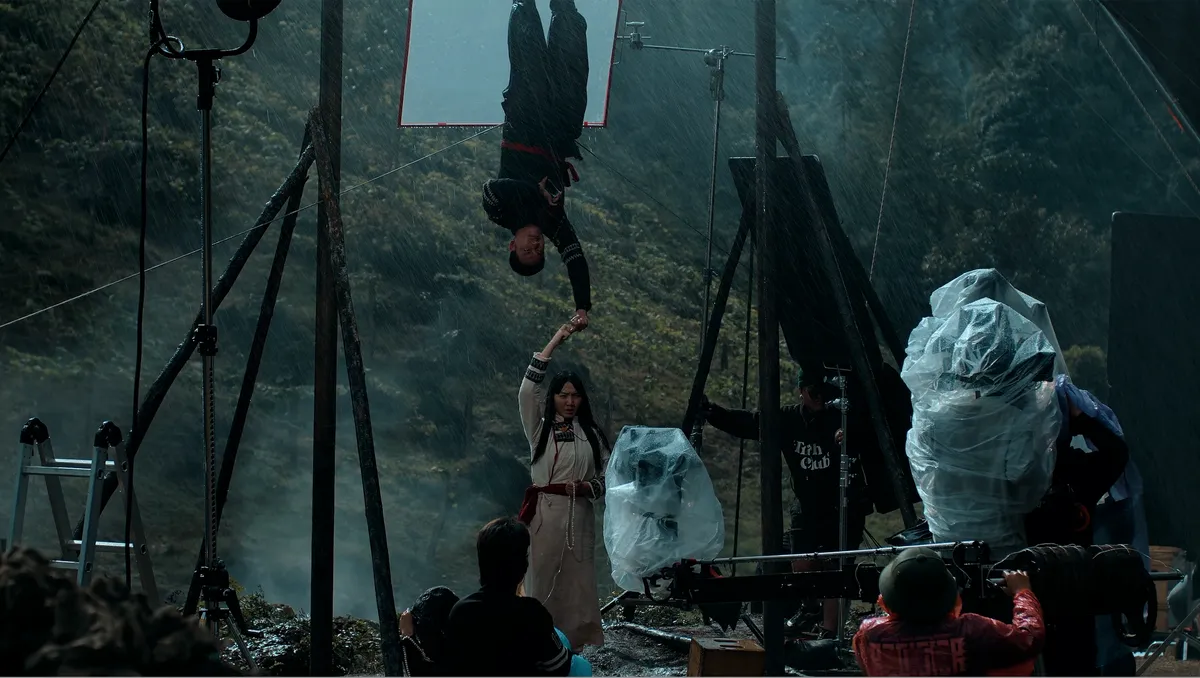 Kiều Minh Tuấn lấy lại phong độ với 'Ph&iacute; Ph&ocirc;ng: Quỷ m&aacute;u rừng thi&ecirc;ng'- Ảnh 2.