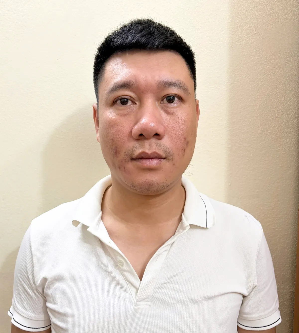 Khởi tố đối tượng cho vay &ldquo;t&iacute;n dụng đen&rdquo; với l&atilde;i suất tới 180%/năm- Ảnh 1.