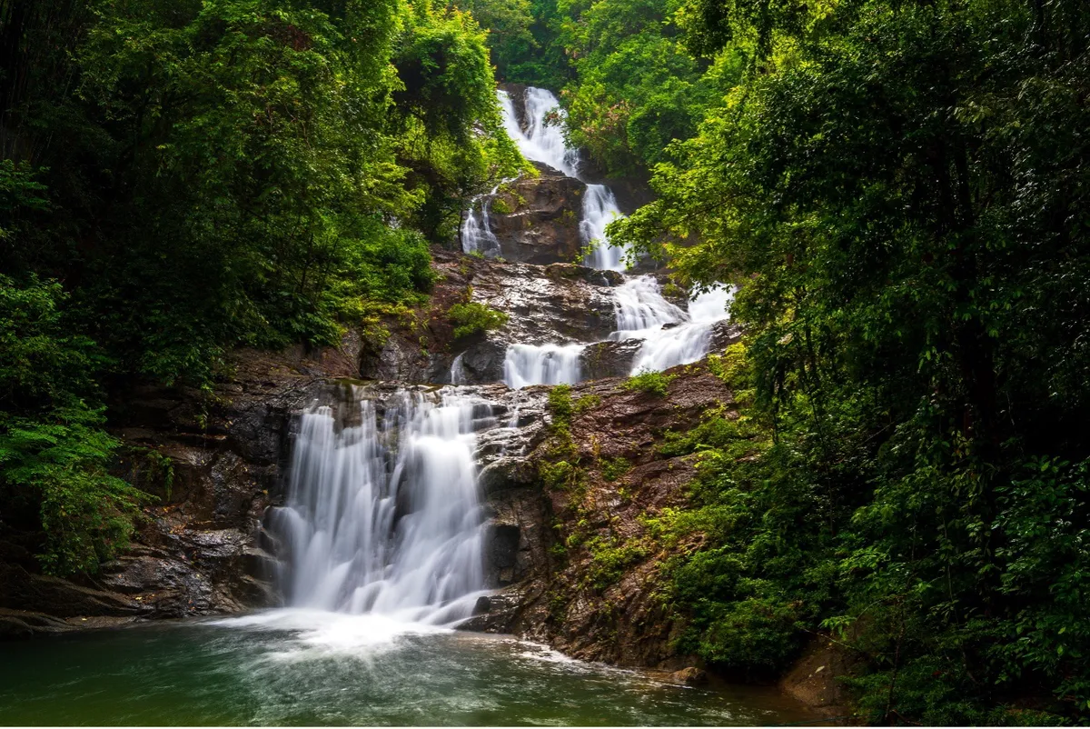 Phuket - Phang Nga: H&agrave;nh tr&igrave;nh kh&aacute;m ph&aacute; vẻ đẹp đa tầng của Th&aacute;i Lan- Ảnh 2.