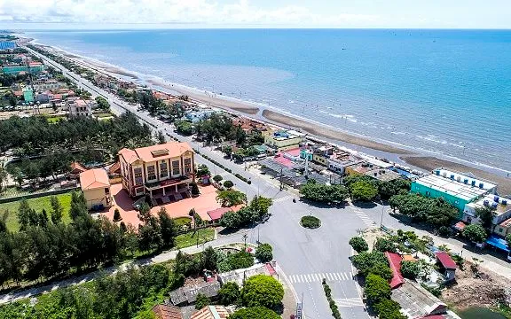 Xã Hải Thịnh, tỉnh Ninh Bình sở hữu bãi tắm đẹp, đang dần thu hút du khách.